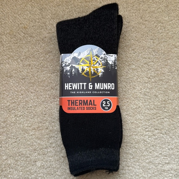 Hewitt & Munro Other - Hewitt & Munro Socks